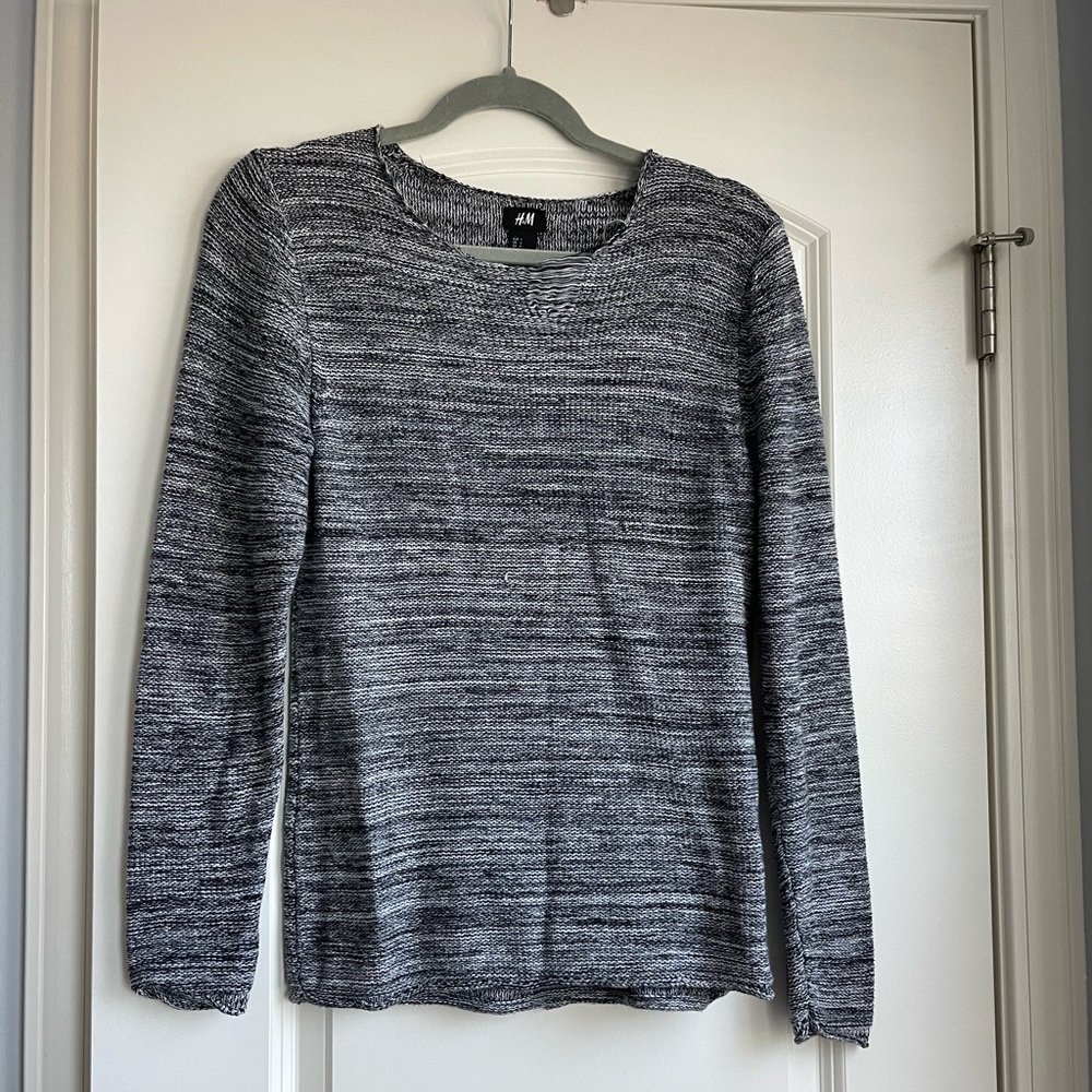 H&M pullover sweater